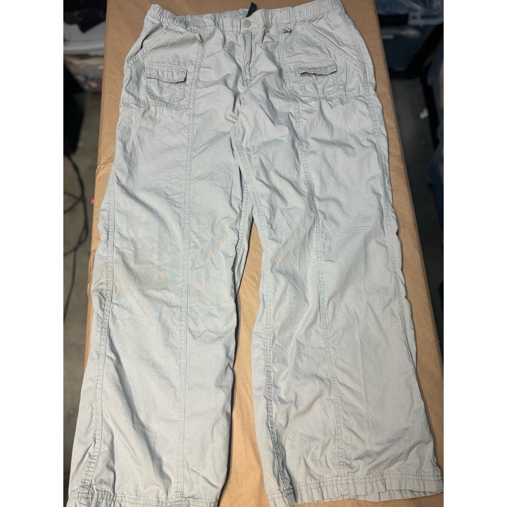 Women's Cargo Pants Size 16